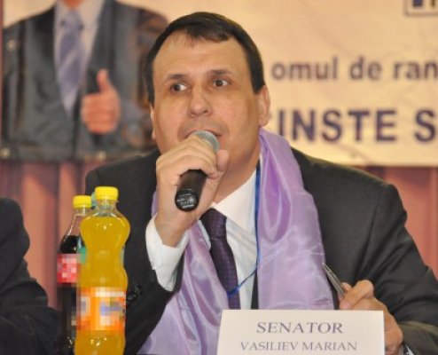 Senatorul Vasiliev se vrea vicepreşedinte la Crucea Roşie